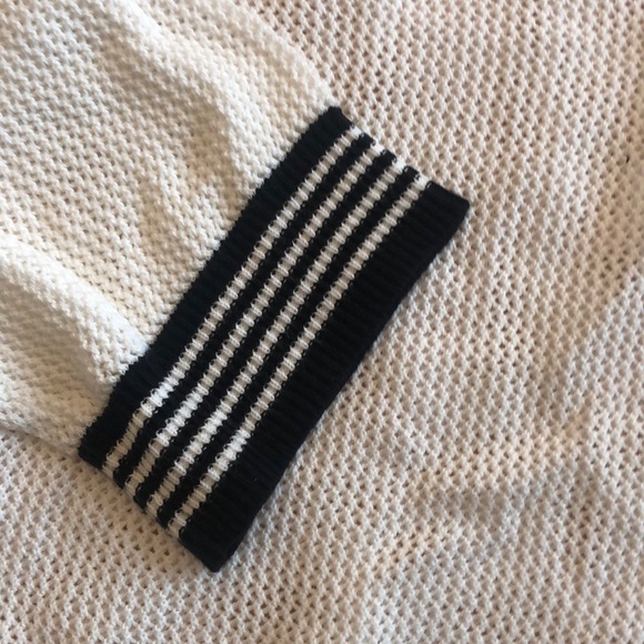 NWT Sweater - Picture 7 of 8